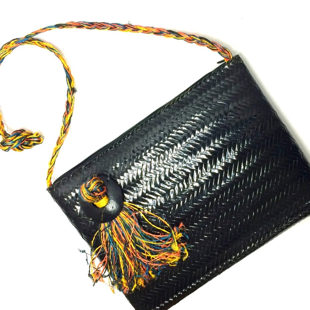 Vintage Joan Bari straw purse black rainbow woven shoulder bag 90’s small clutch
